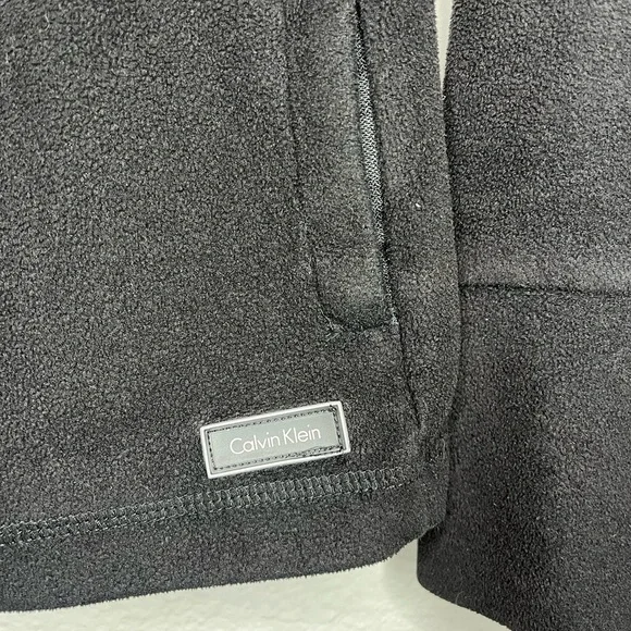 Calvin Klein Black Fleece Jacket 🖤✨ (Size S) - Picture 3 of 5
